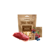 Carnilove True Fresh Raw Freeze-Dried Duck with Red Fruits - 40 g